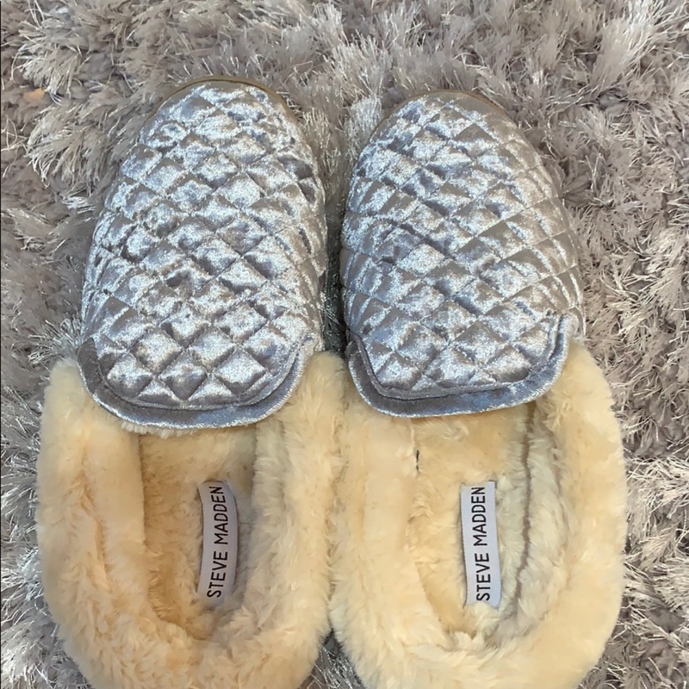 Steve Madden Slippers